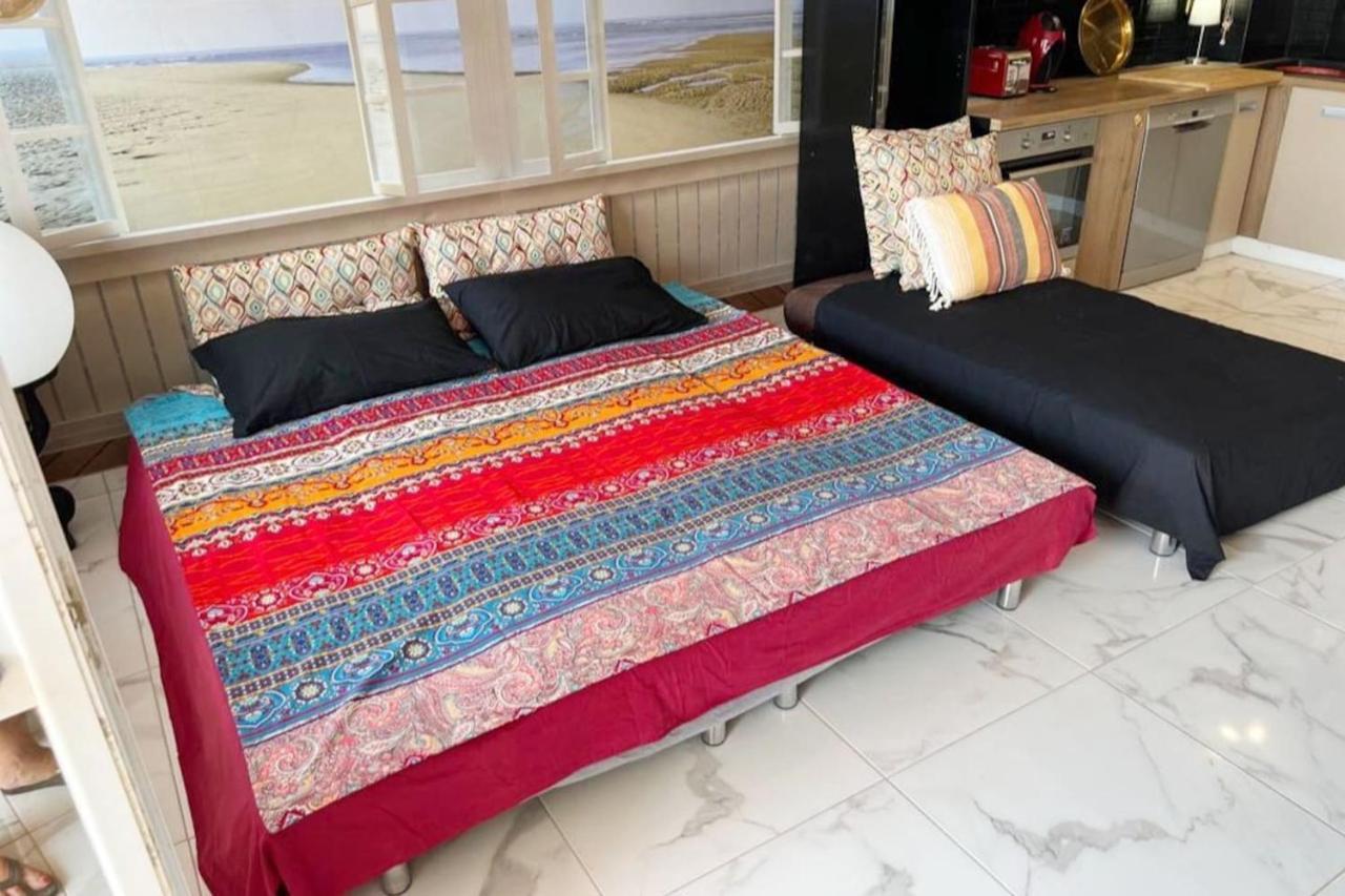 Wohnung Mit Direktem Meerzugang Torvaianica Buitenkant foto
