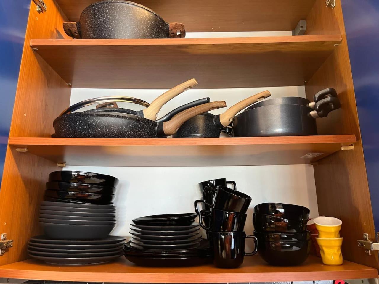 Wohnung Mit Direktem Meerzugang Torvaianica Buitenkant foto